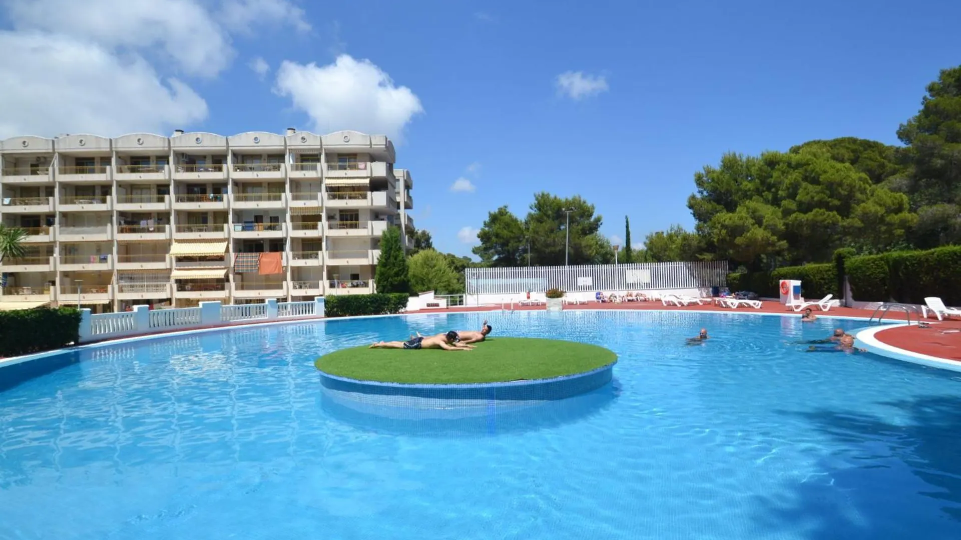Apartment Catalunya 92-17 By Interhome Salou